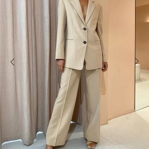 NWT Shona Joy Ivy tailored oversized blazer in latte, size AU 8, US 4